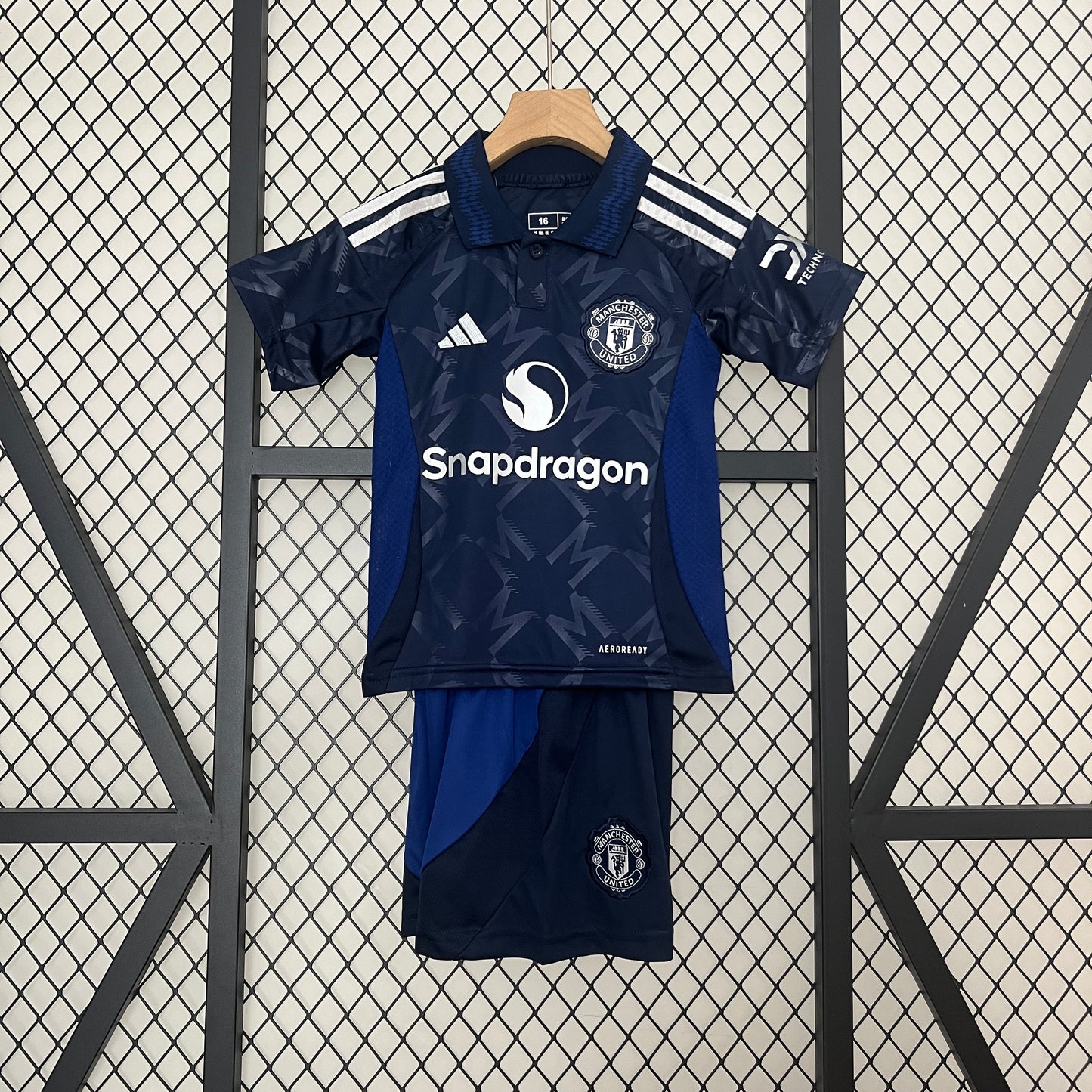 Manchester United Barn Borte 24/25 inkl Shorts/sokker