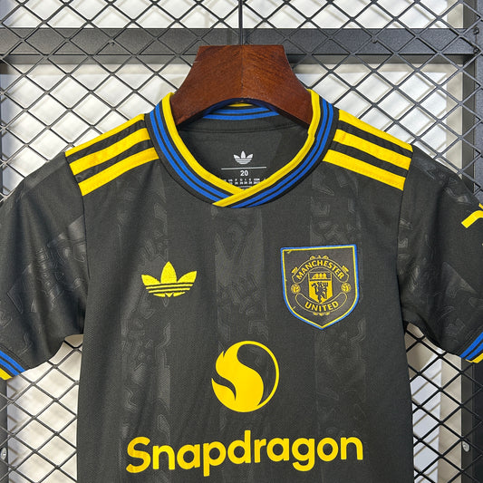 Manchester United Tredje 25/26 Barn inkl Shorts/Sokker