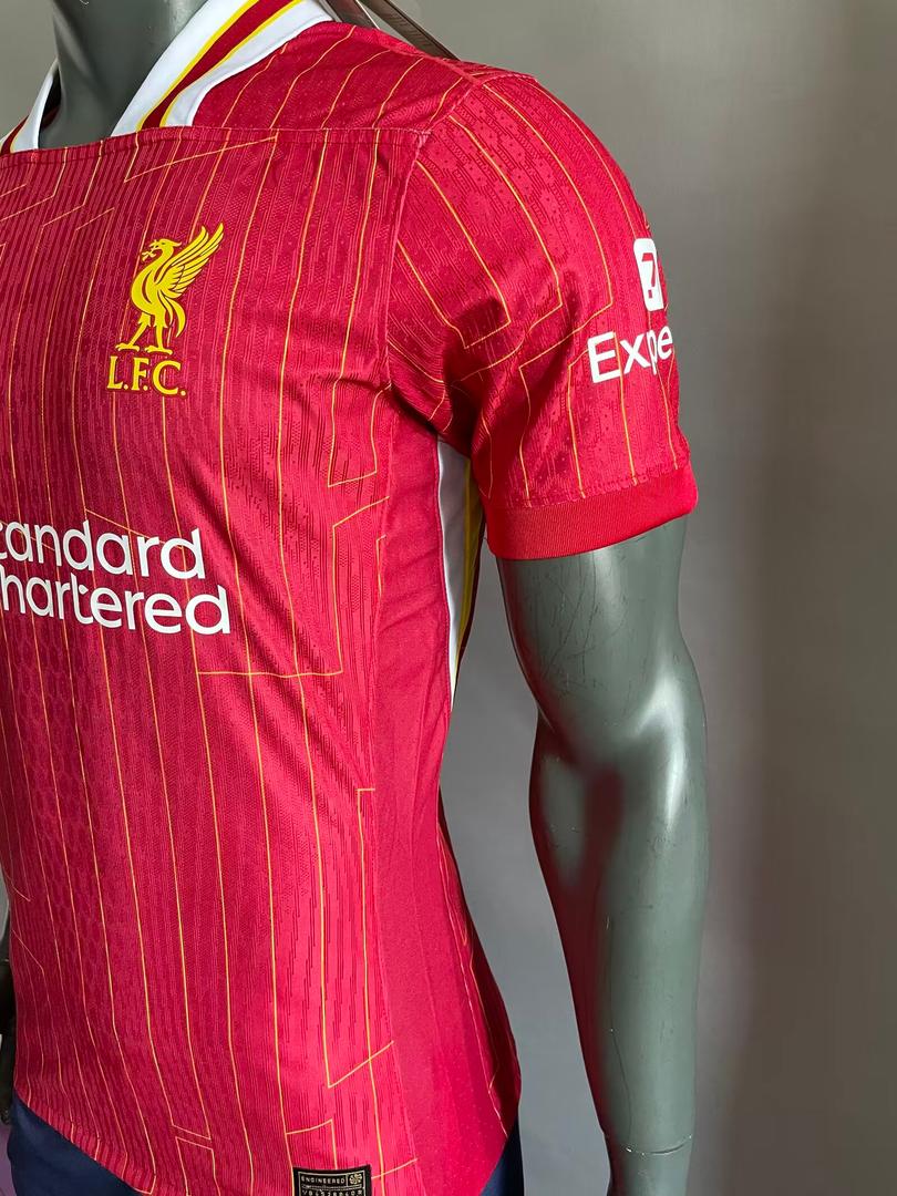 Liverpool Hjemme 24/25