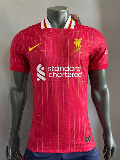 Liverpool Hjemme 24/25