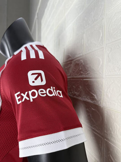 Liverpool Hjemme 25/26