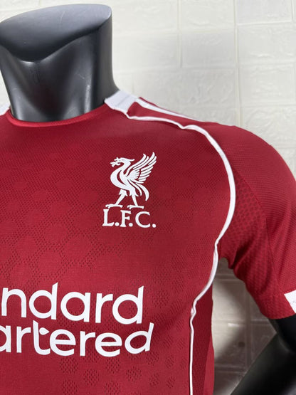 Liverpool Hjemme 25/26