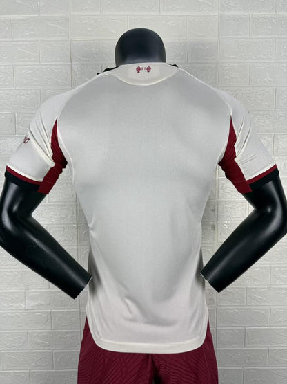 Liverpool Borte 25/26
