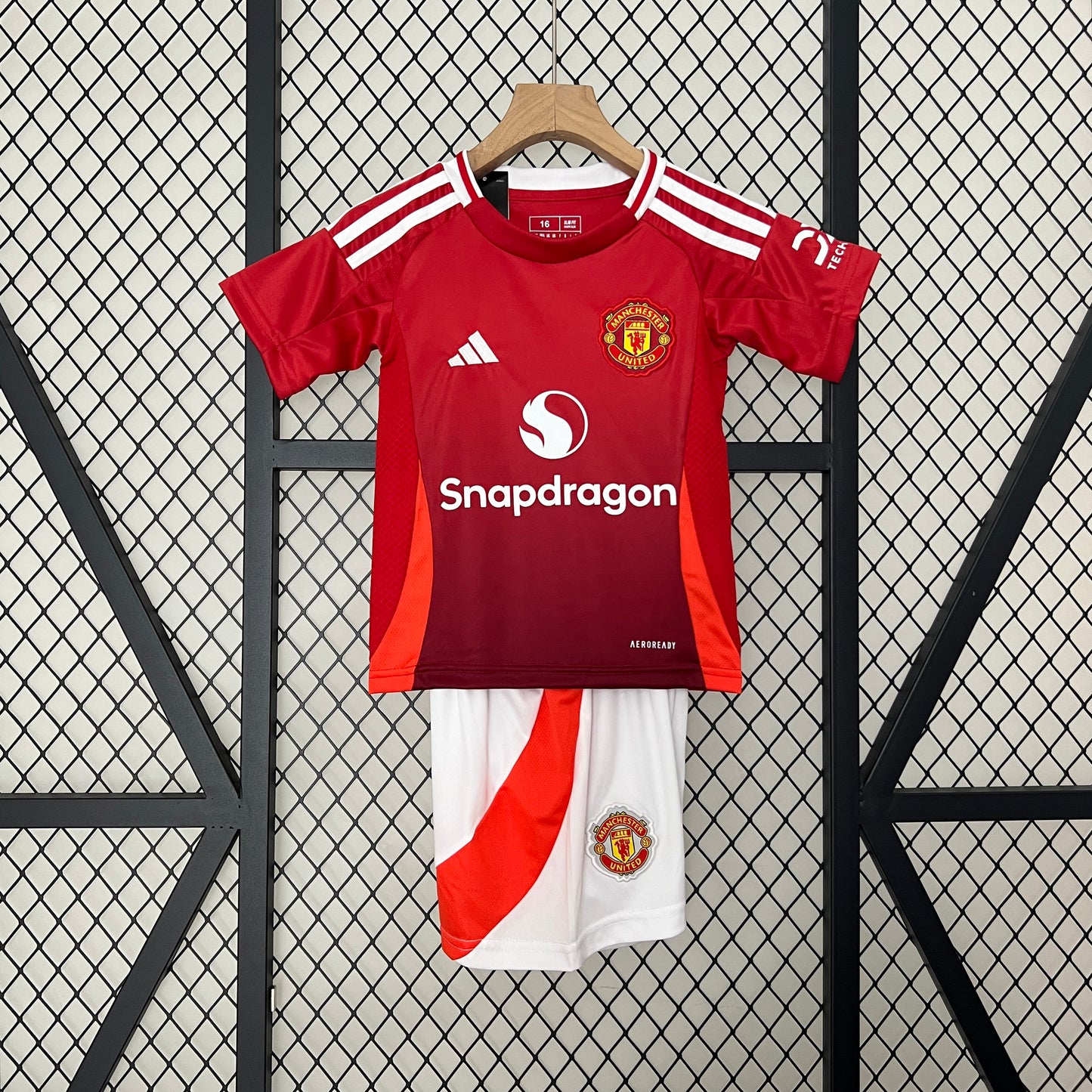 Manchester United Hjemme Barn 24/25 inkl Shorts/sokker