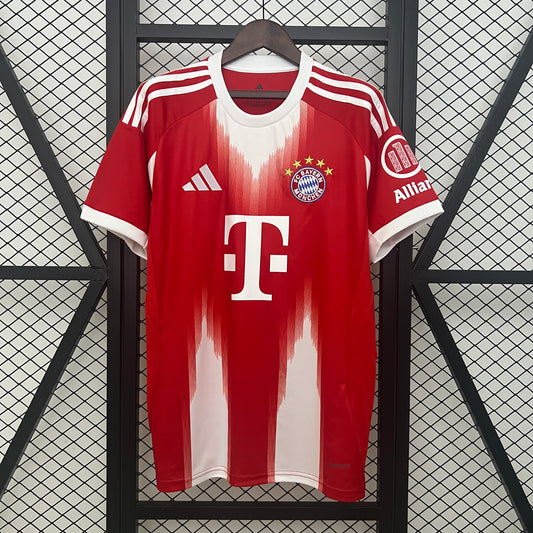 Bayern Munchen Hjemme 25/26